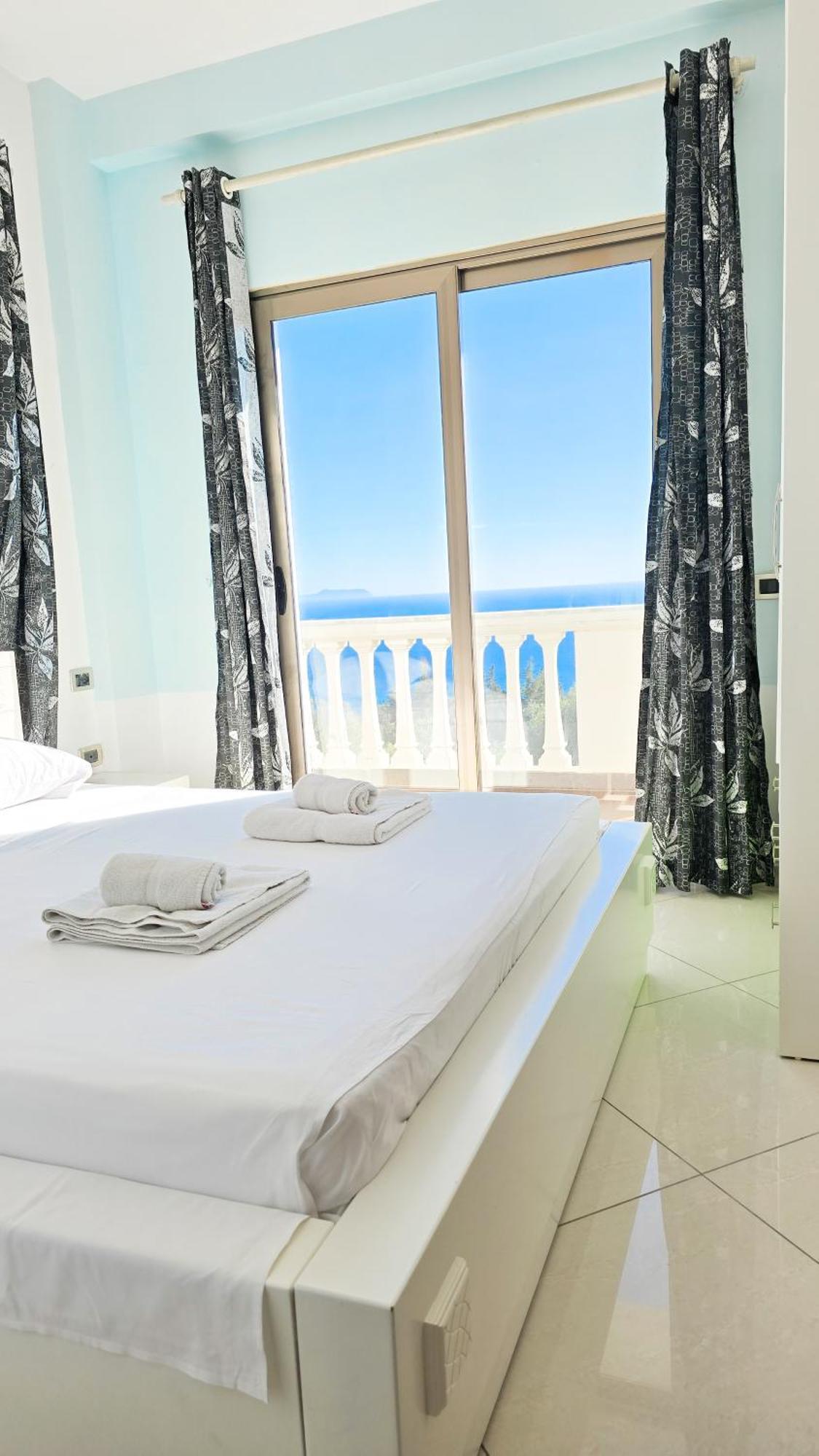Azure With Sea View Drymades *