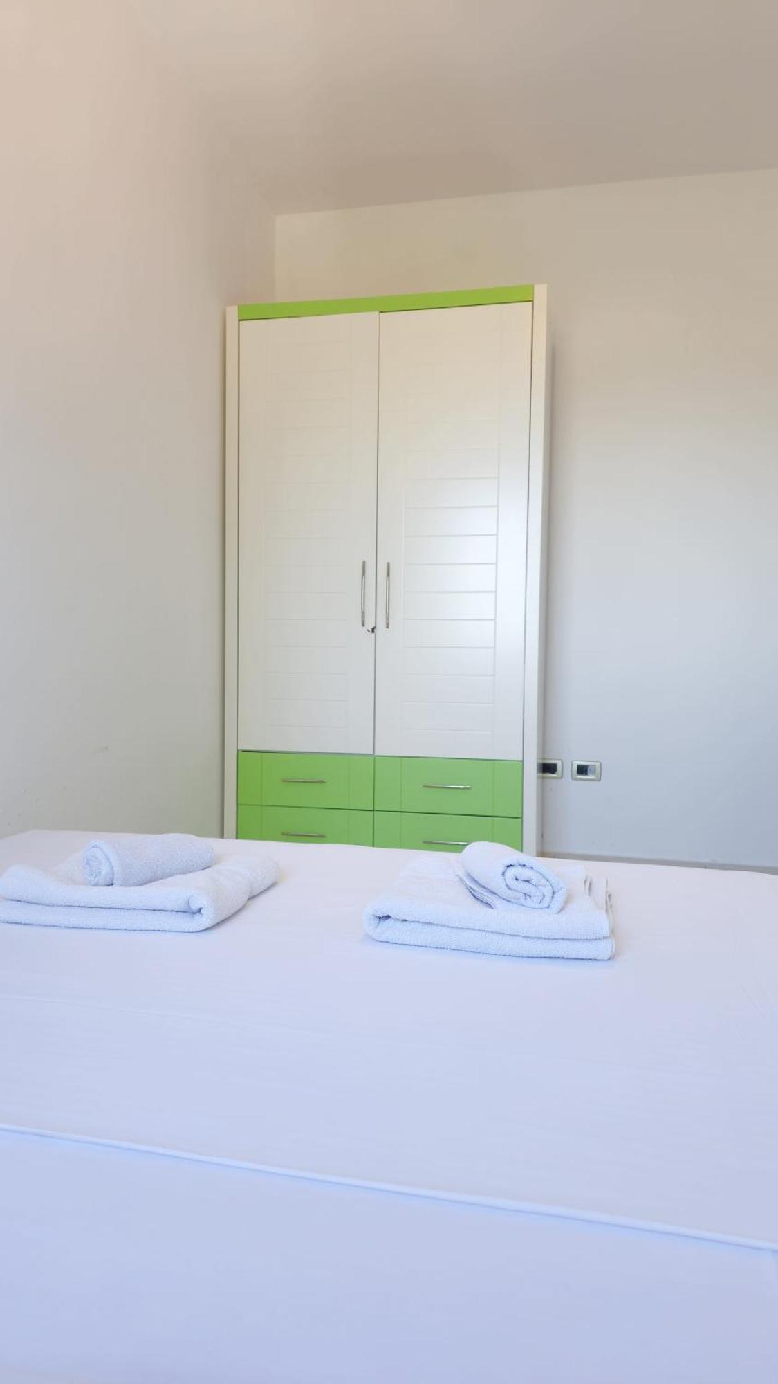 Apartment Azure With Sea View Drymades *