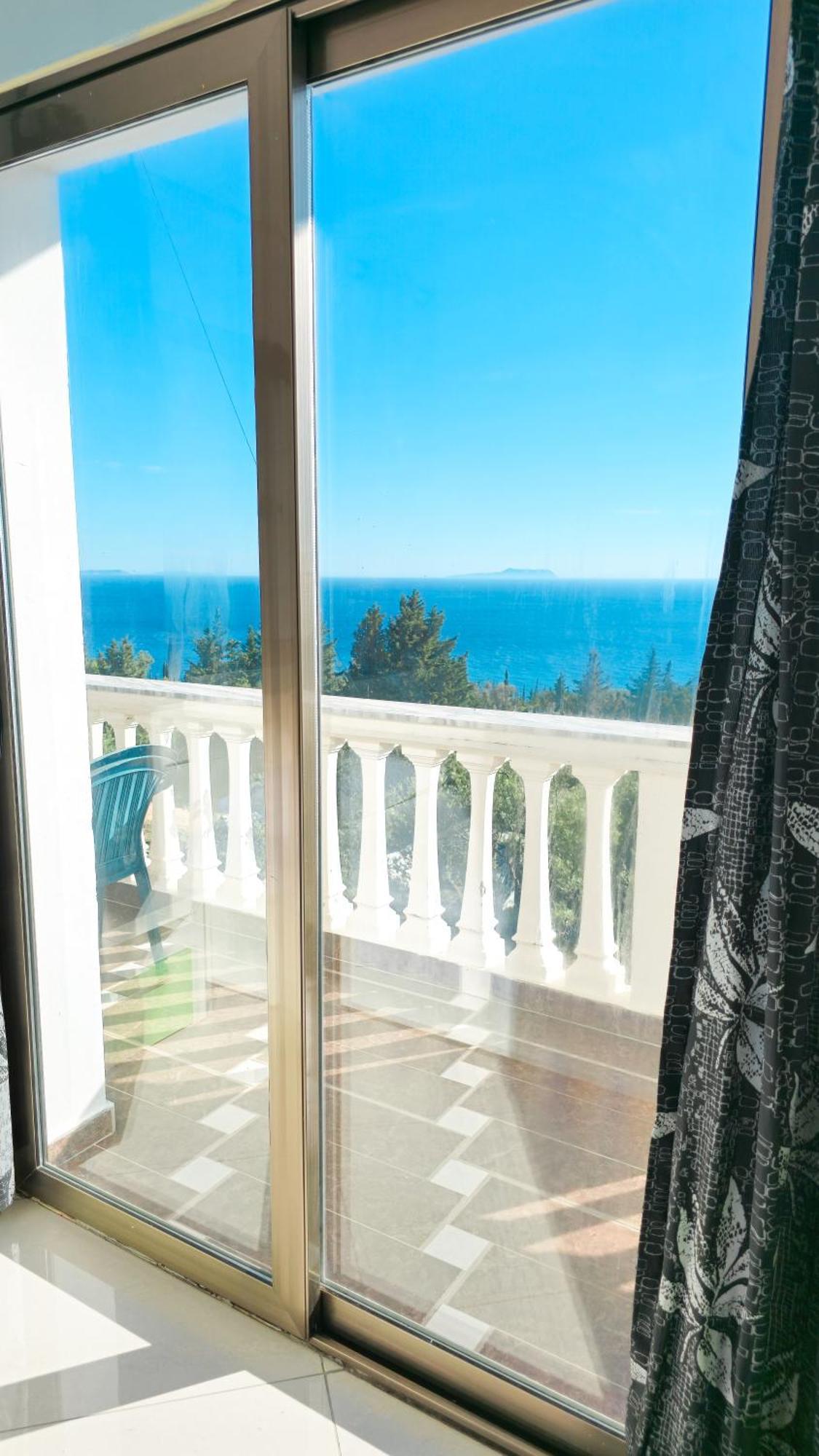 Appartamento Azure With Sea View Drymades