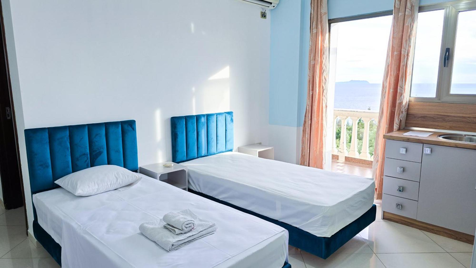 Appartamento Azure With Sea View Drymades